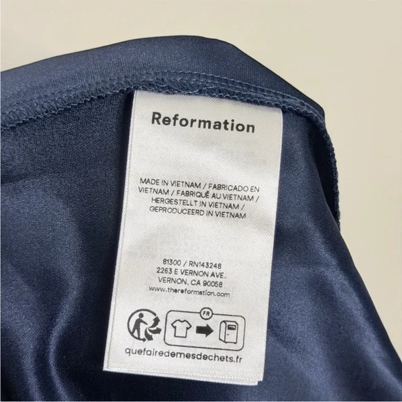 Reformation Gale Satin Mid Rise Bias Pant in Midnight - Picture 8 of 8